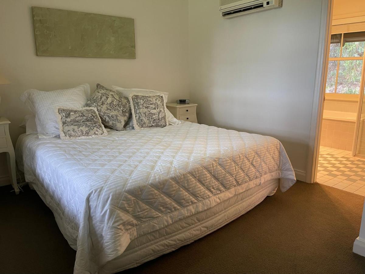 Villa Provincial - 2 Bedrooms Both With Ensuites -Situated In Cypress Lakes Resort Pokolbin Εξωτερικό φωτογραφία